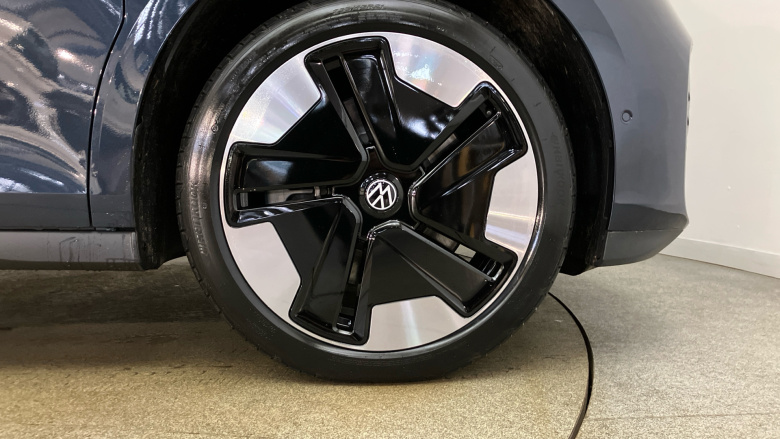 Volkswagen ID. Buzz 210kW Style Pro 86kWh 5dr LWB Auto [7 Seat] Electric Estate